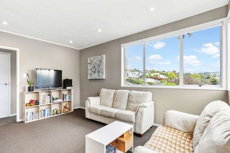 Photo of property in 132 Awaruku Road, Torbay, Auckland, 0630