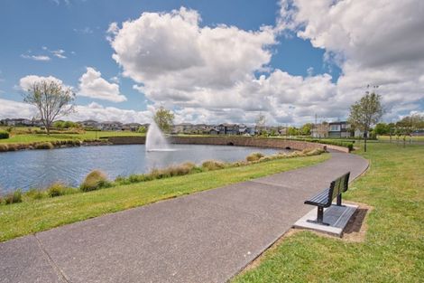 Photo of property in 16 Lake Drive, Karaka, Papakura, 2113