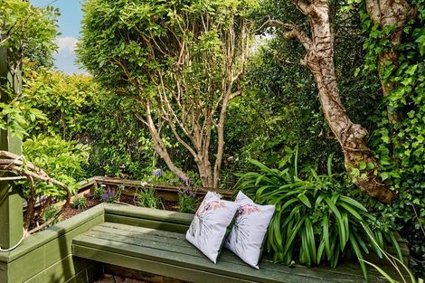 Photo of property in 196 Karori Road, Karori, Wellington, 6012