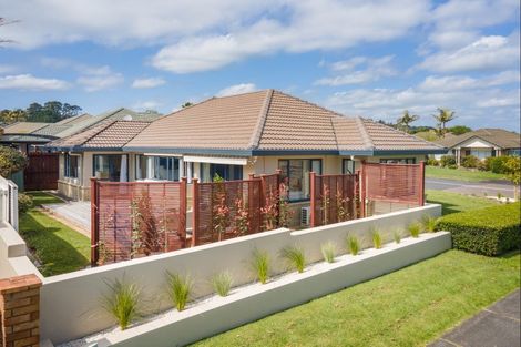 Photo of property in 101 Westerham Drive, Dannemora, Auckland, 2016