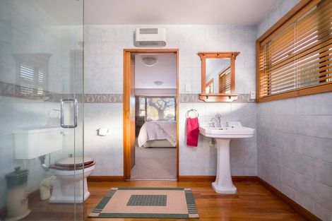 Photo of property in 55 Frankleigh Street, Somerfield, Christchurch, 8024