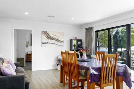 Photo of property in 5a Kotare Street, Hilltop, Taupo, 3330