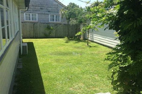 Photo of property in 1068 Heaphy Terrace, Fairfield, Hamilton, 3214