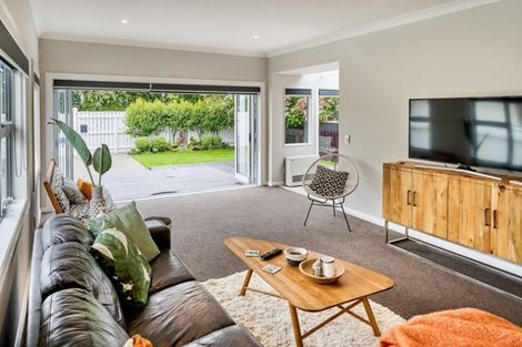 Photo of property in 12 Rossiter Avenue, Waterloo, Lower Hutt, 5011