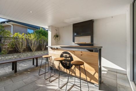 Photo of property in 16 Stace Hopper Drive, One Tree Point, 0118