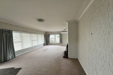 Photo of property in 1/1 Benders Avenue, Hillcrest, Auckland, 0627