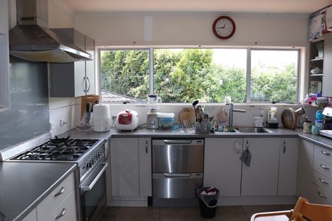 Photo of property in 1/44 College Road, Northcote, Auckland, 0627