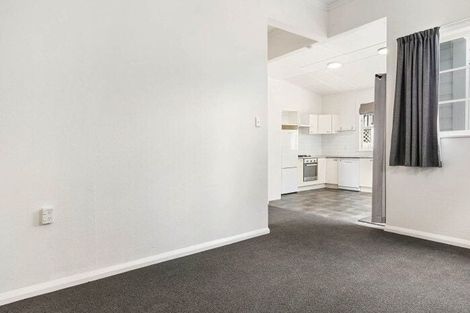 Photo of property in 22 Owen Street, Newtown, Wellington, 6021