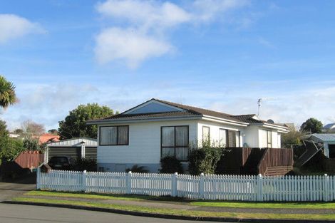 Photo of property in 16 Sheila Place, Dinsdale, Hamilton, 3204