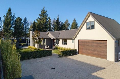 Photo of property in 8 Spruce Close, Alexandra, 9320