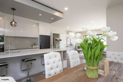 Photo of property in 1 Duchess Way, Riverhead, 0820