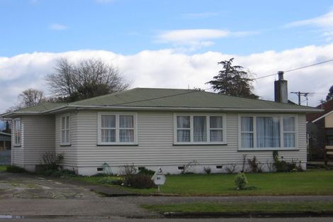 Photo of property in 27 Raglan Street, Lansdowne, Masterton, 5810