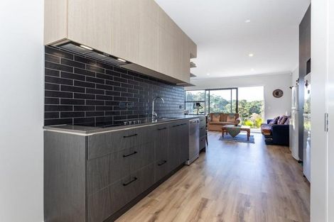 Photo of property in 23 William Calvert Drive, Swanson, Auckland, 0614