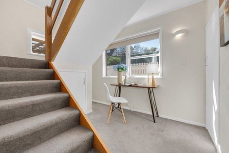 Photo of property in 36 Compton Street, Hillcrest, Auckland, 0627