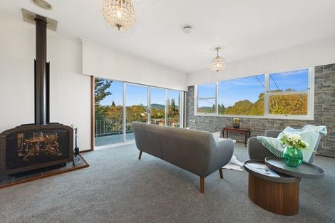 Photo of property in 90 Kawaha Point Road, Kawaha Point, Rotorua, 3010