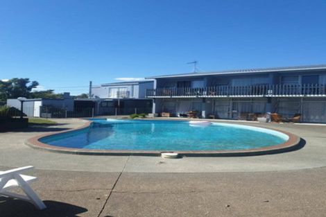 Photo of property in 1 Hurworth Place, College Estate, Whanganui, 4500