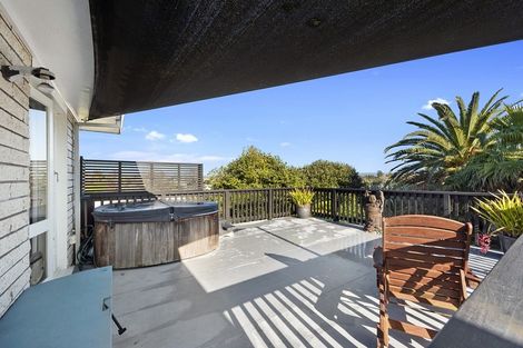 Photo of property in 16b Pohutukawa Drive, Pukete, Hamilton, 3200