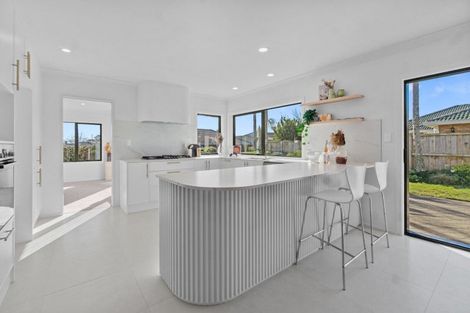 Photo of property in 4 Inagh Close, Dannemora, Auckland, 2016