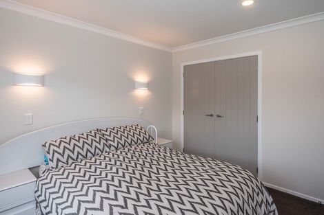 Photo of property in 76 Awatea Avenue, Paraparaumu, 5032