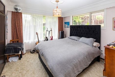 Photo of property in 77 Glenross Street, Glenross, Dunedin, 9011