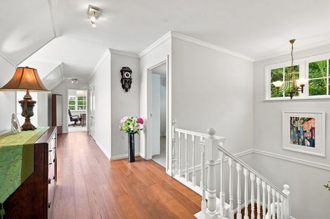 Photo of property in 199 Chelsea View Drive, Chatswood, Auckland, 0626