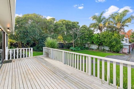 Photo of property in 55 Stevenson Road, Clarks Beach, 2122