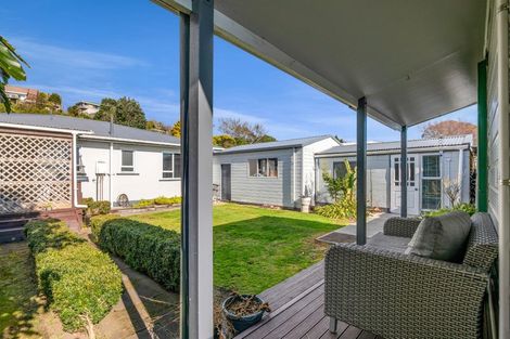 Photo of property in 40 Queens Road, Glen Avon, New Plymouth, 4312