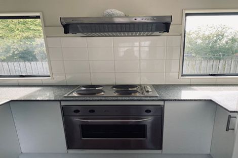 Photo of property in 24 Larsen Street, Otara, Auckland, 2025