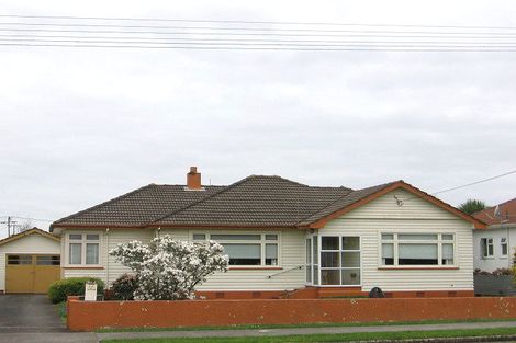 Photo of property in 22 Hannan Street, Levin, 5510