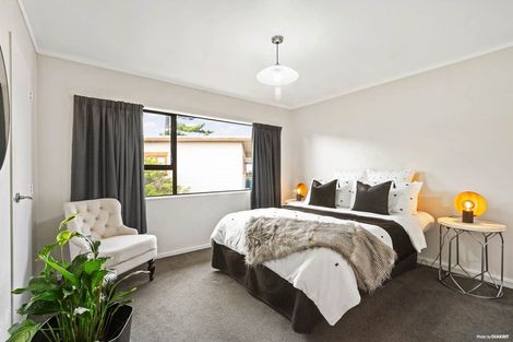 Photo of property in 2/15 Margan Avenue, New Lynn, Auckland, 0600