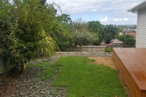 Photo of property in 6 Hughson Street, Waitara, 4320