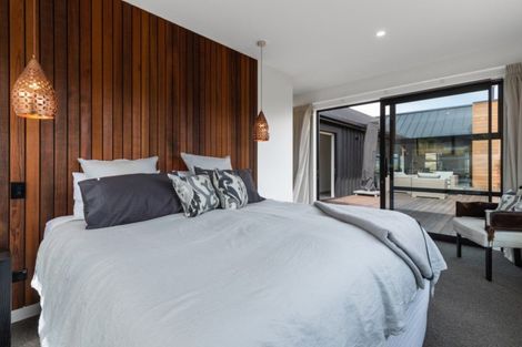 Photo of property in 21 Falconer Rise, Jacks Point, Queenstown, 9371