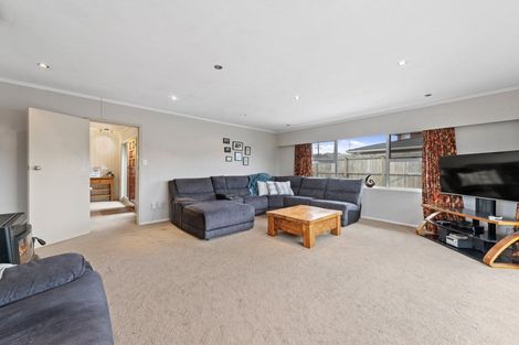 Photo of property in 3 Luxor Place, Pomare, Rotorua, 3015
