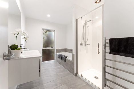 Photo of property in 16 Kiwa Crescent, Gulf Harbour, Whangaparaoa, 0930