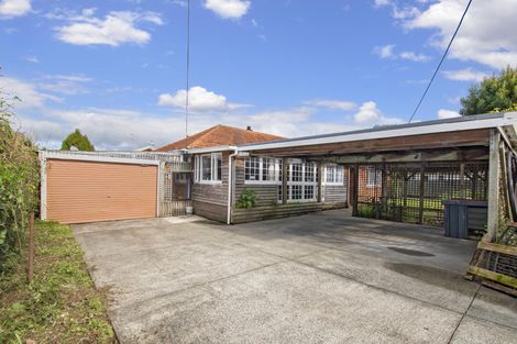 Photo of property in 1 Mclean Street, Woodville, 4920