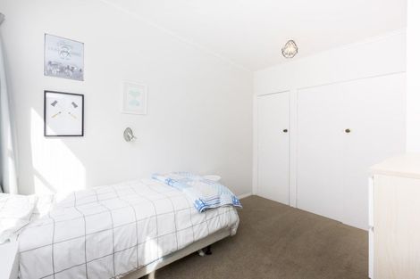 Photo of property in 73 Wyndham Road, Pinehaven, Upper Hutt, 5019