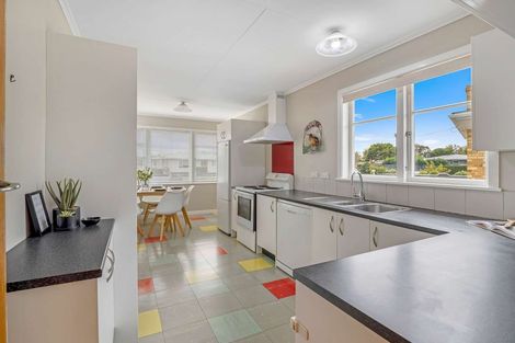 Photo of property in 40 Hadfield Crescent, College Estate, Whanganui, 4500