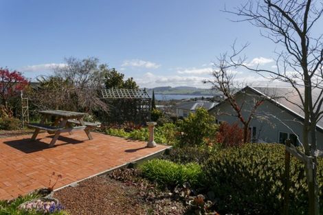 Photo of property in 18 Botanical Heights Drive, Waipahihi, Taupo, 3330
