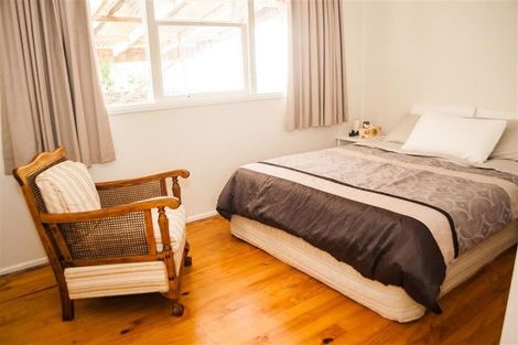 Photo of property in 23 Longburn Road, Henderson, Auckland, 0610