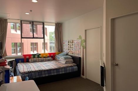 Photo of property in Terrace Tower Apartments, 4d/126 The Terrace, Wellington Central, Wellington, 6011