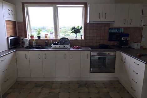 Photo of property in 27a Esmonde Road, Takapuna, Auckland, 0622