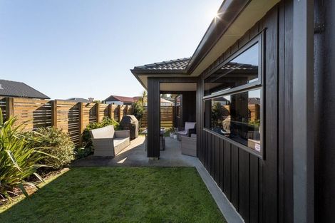 Photo of property in 63 Bert Wall Drive, Omokoroa, 3114