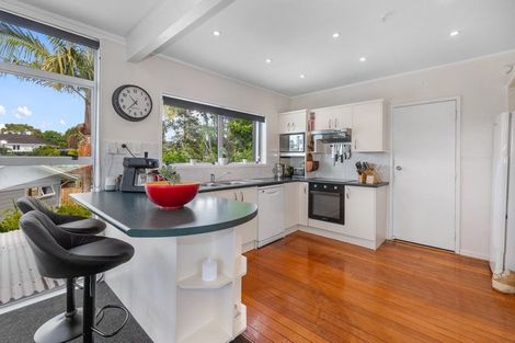 Photo of property in 107 Tiroroa Avenue, Te Atatu South, Auckland, 0610