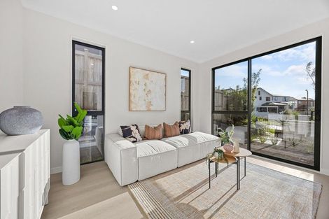 Photo of property in 17 Bremner Ridge Street, Flat Bush, Auckland, 2019