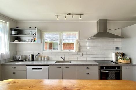 Photo of property in 13 Chaytor Street, Te Puke, 3119