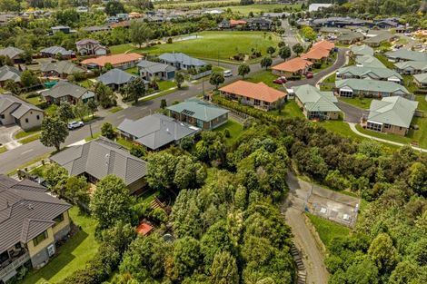 Photo of property in 158 Ruapehu Drive, Fitzherbert, Palmerston North, 4410