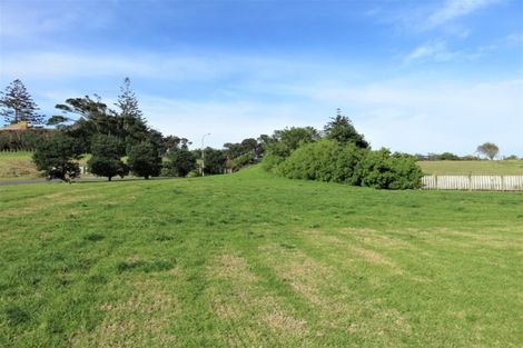 Photo of property in 7 Sunset Drive, Baylys Beach, Dargaville, 0377