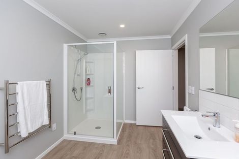 Photo of property in 12 Faydon Close, Ohau, Levin, 5570