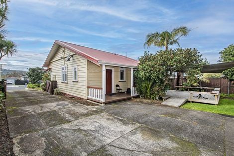Photo of property in 8 Bernard Street, Avenues, Whangarei, 0110