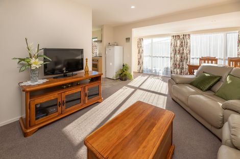 Photo of property in Rivertown Villas, 150 Williams Street, Kaiapoi, 7630